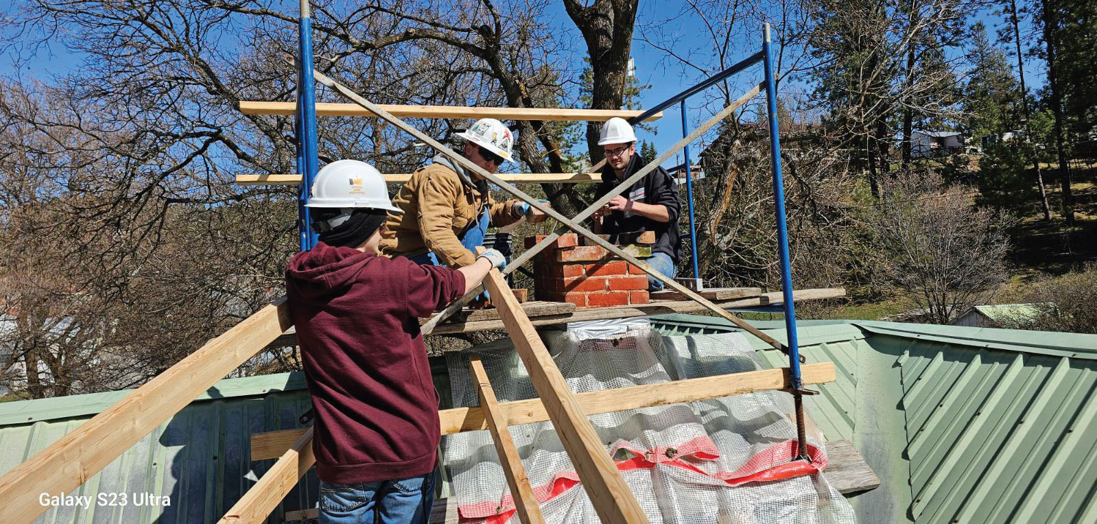 Curlew Job Corps students at work